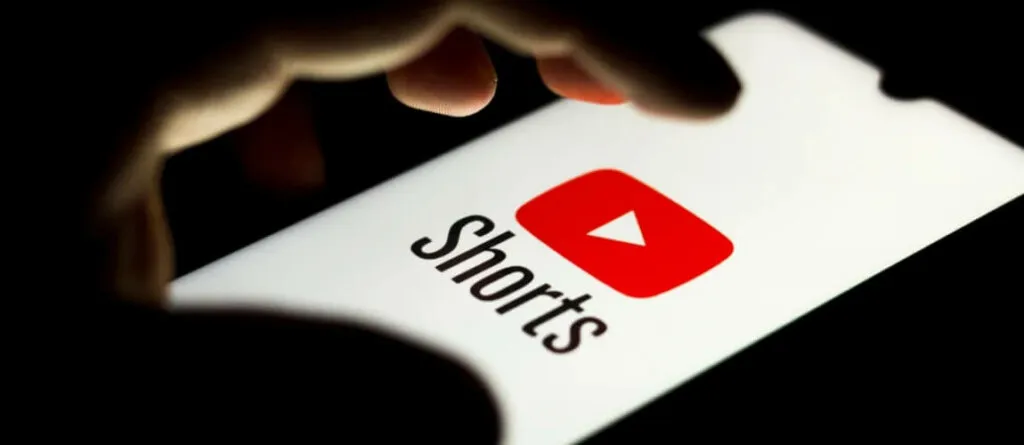 YouTube Shorts algoritması
