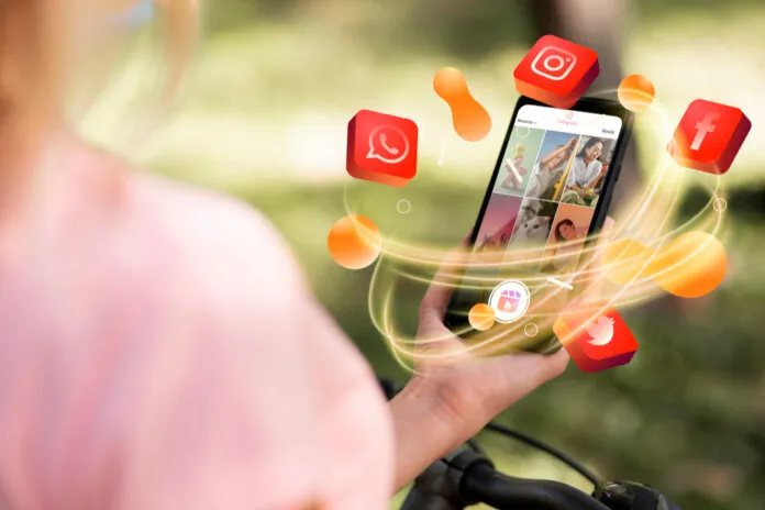 Sosyal medya etkileşimi için fotoğraf mı video mu? Sosyal medya etkileşimi için fotoğraf mı video mu?